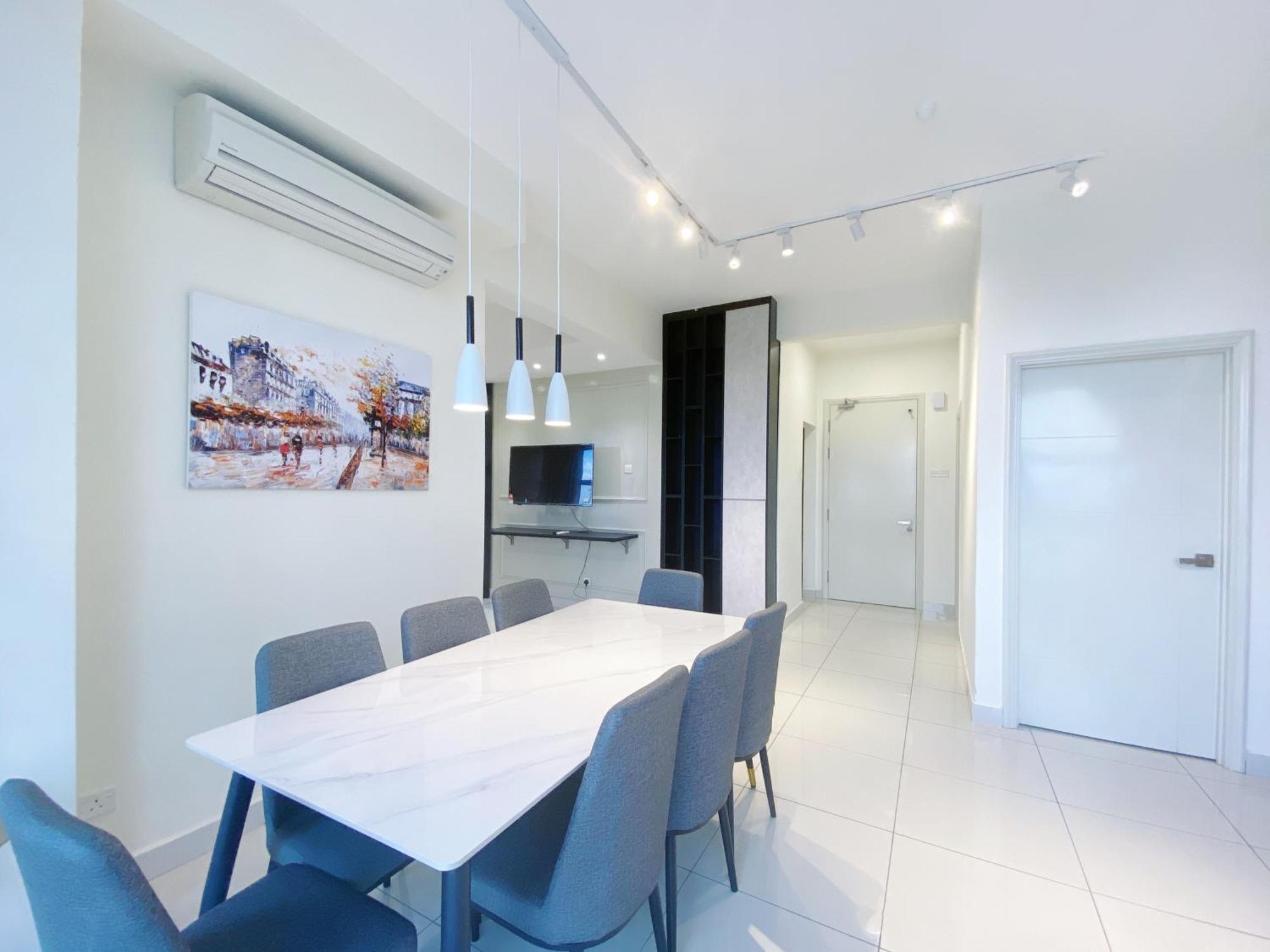 Arte Mont Kiara By The Relaxstay