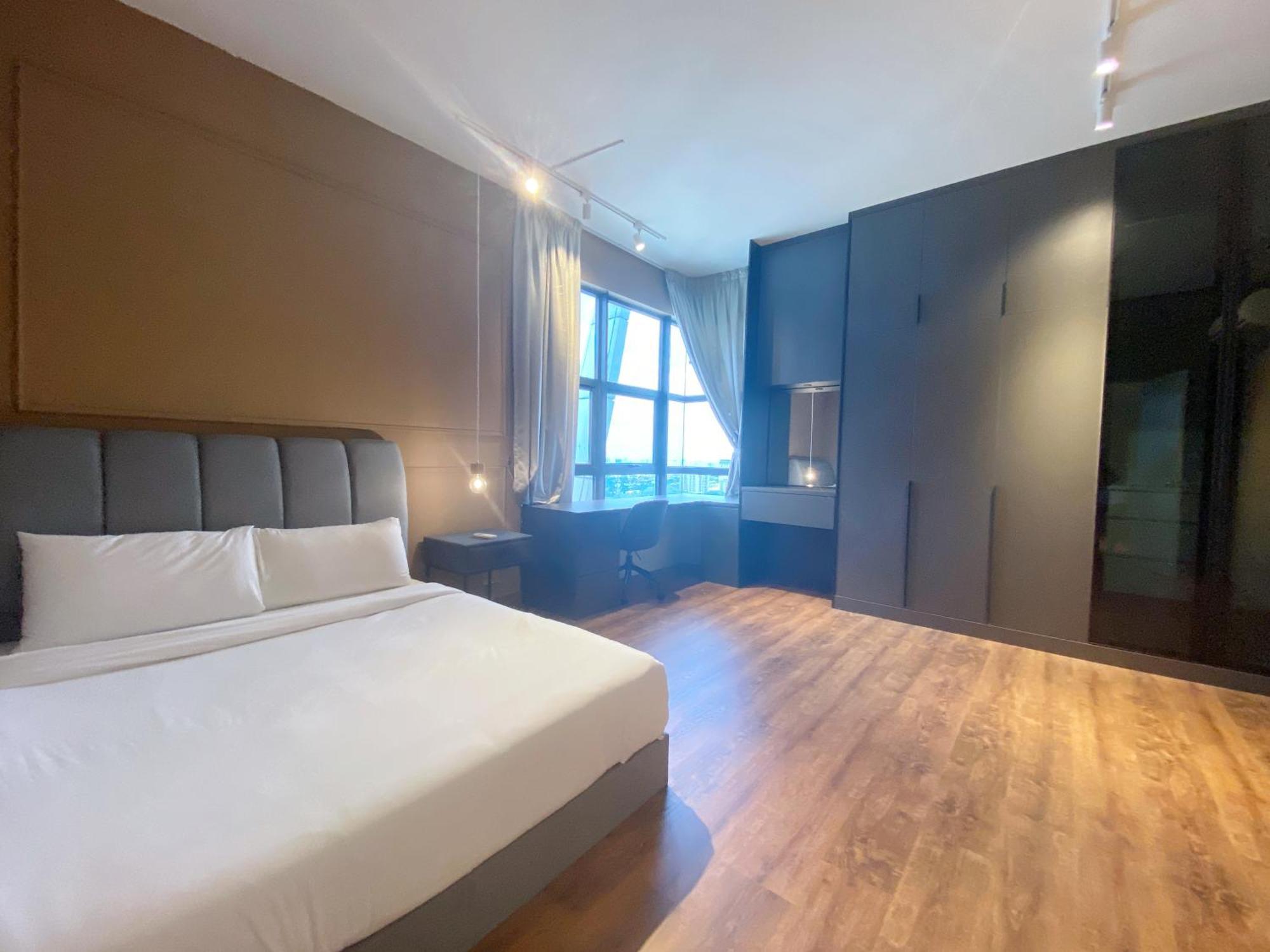 Arte Mont Kiara By The Relaxstay Pangsapuri *